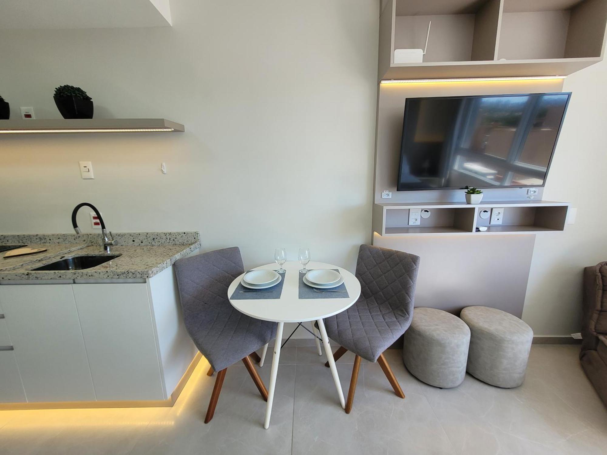 Studio Lux Ao Lado Da Puc Com Netflix Porto Alegre Exteriör bild