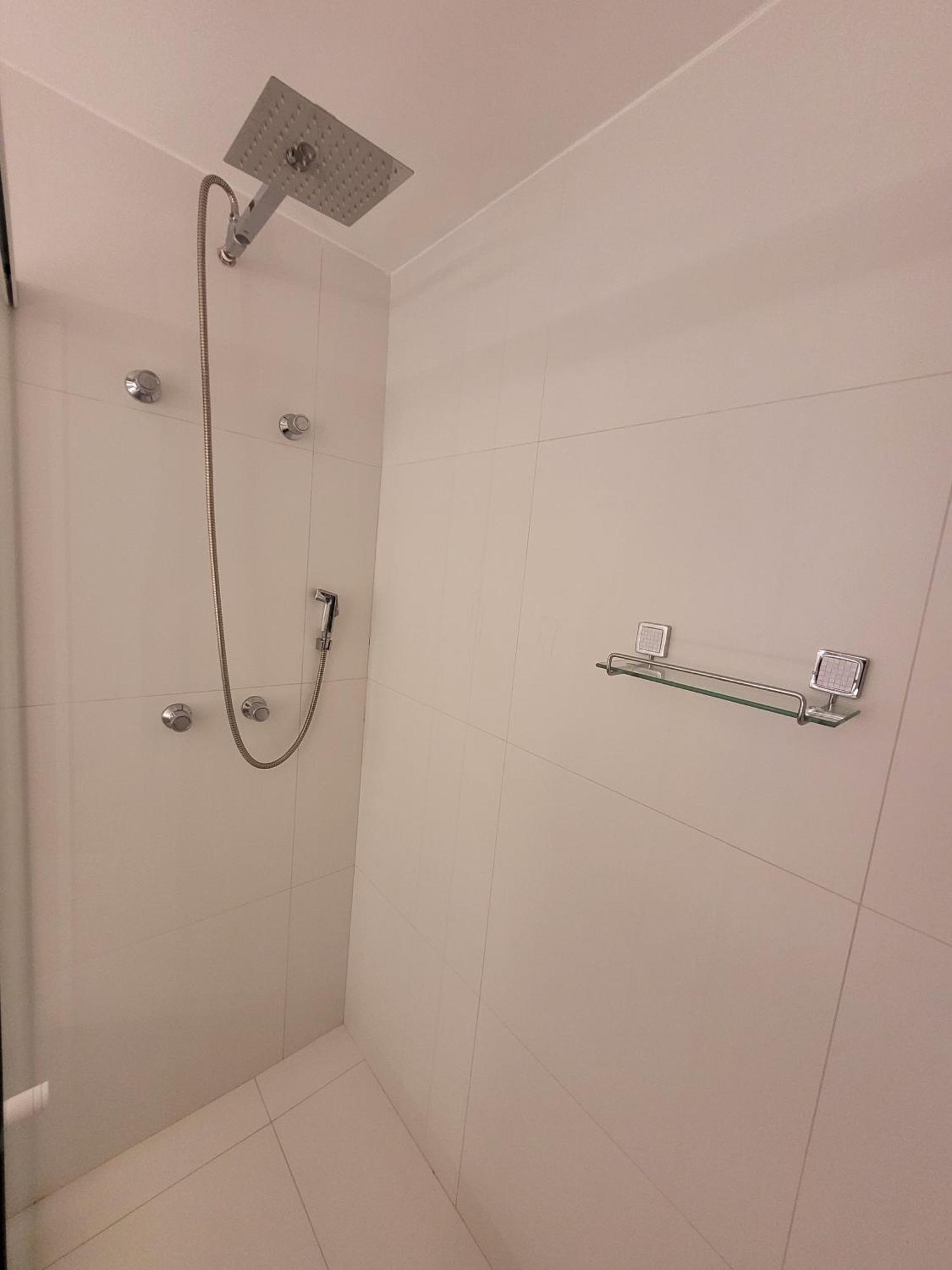 Studio Lux Ao Lado Da Puc Com Netflix Porto Alegre Exteriör bild